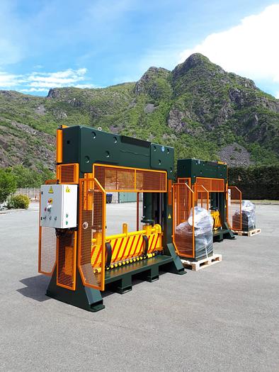 GUILLOTINE REEL SPLITTER 2000x1500 mm. 9 kw 2x17,5 T