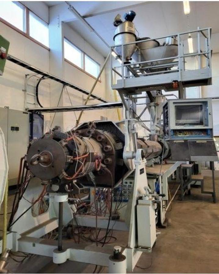 Used ROLLEPAAL TWIN SCREW PVC PIPES EXTRUSION LINE W2-125-22V