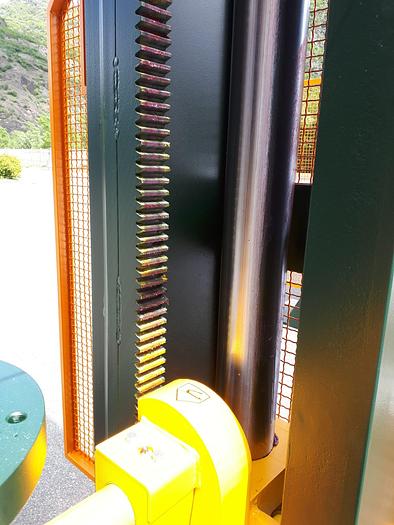 GUILLOTINE REEL SPLITTER 1.500x850 mm. 7,5 kw 30 T