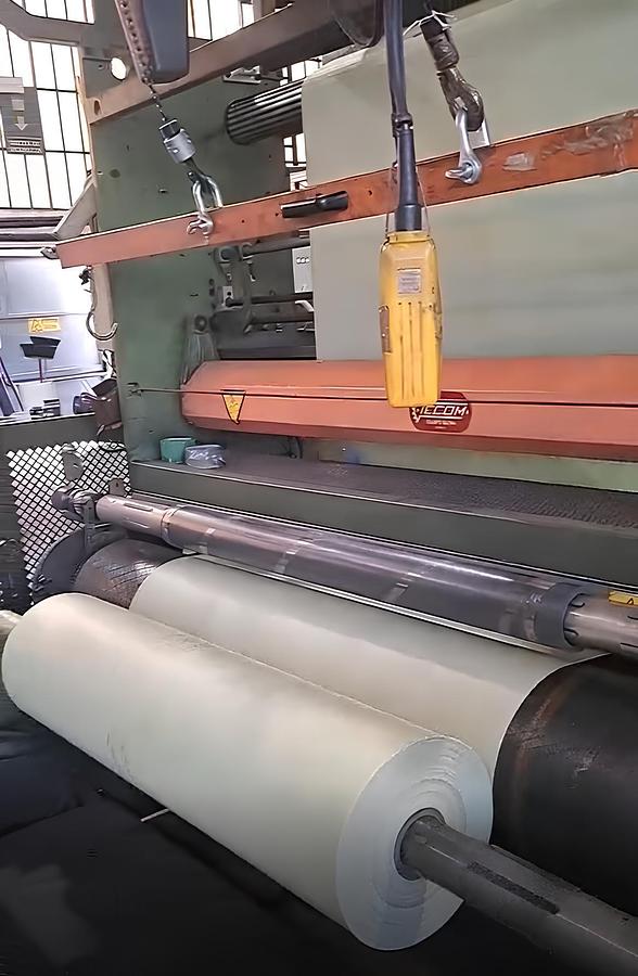 Used TECOM 65 mm. screw 1600 mm.