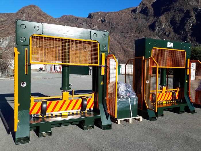 GUILLOTINE REEL SPLITTER 2.000x1.250 mm. 9 kw 35 T