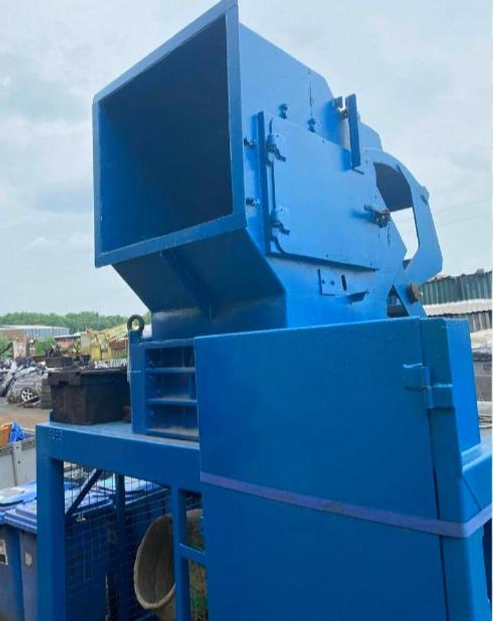 Refurbished 2008 SATRIND K8/25 800 mm. 18,5 kW with vertical ram