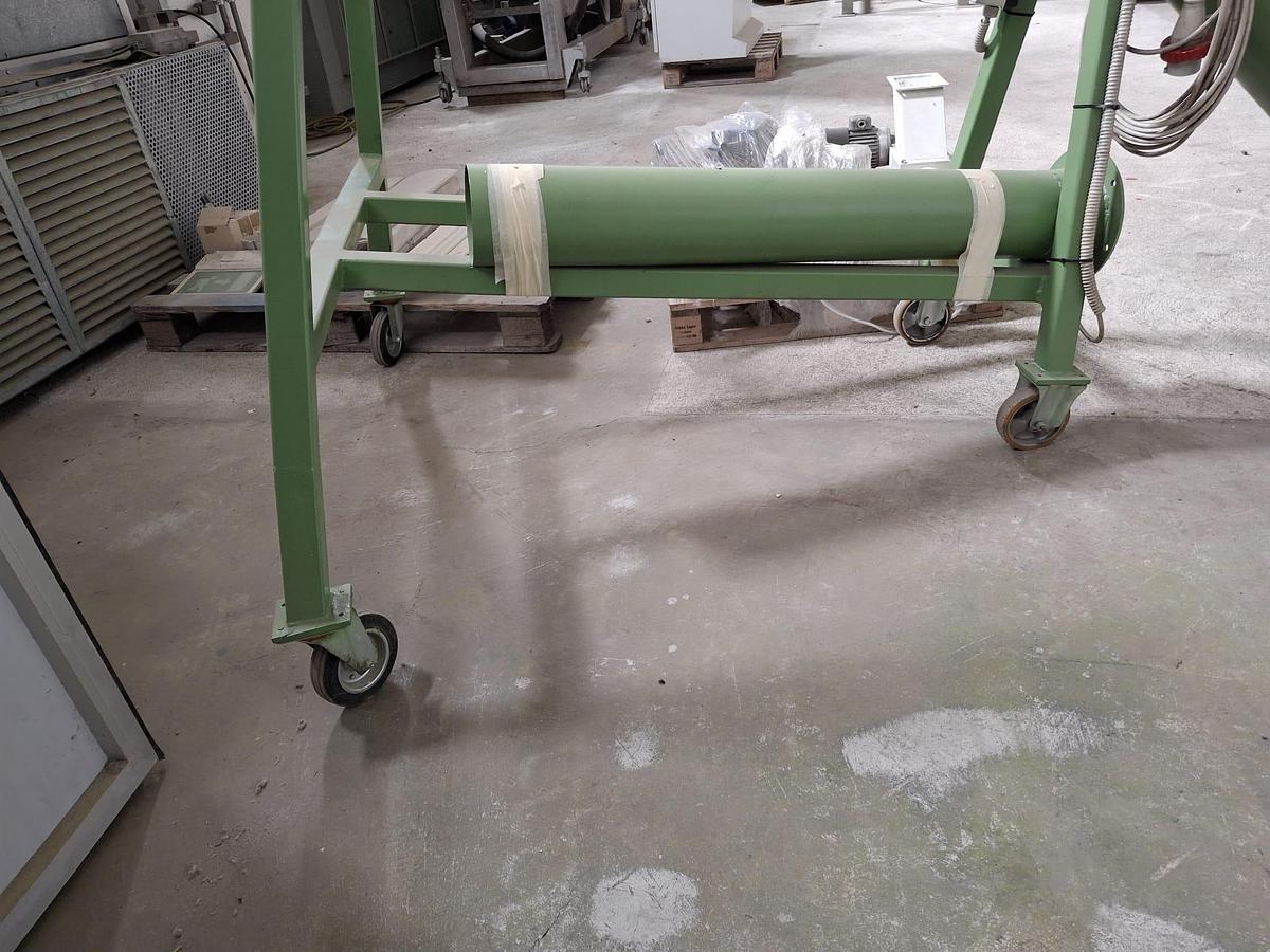 Refurbished GERMANPLAST screw conveyor with hopper