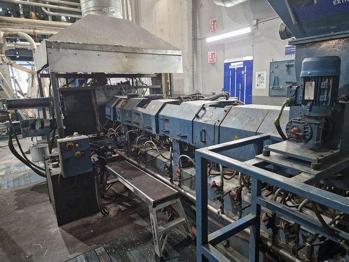 Used 1997 MARIS 2 X 92 mm. 40 L/D 2 degasing pumps