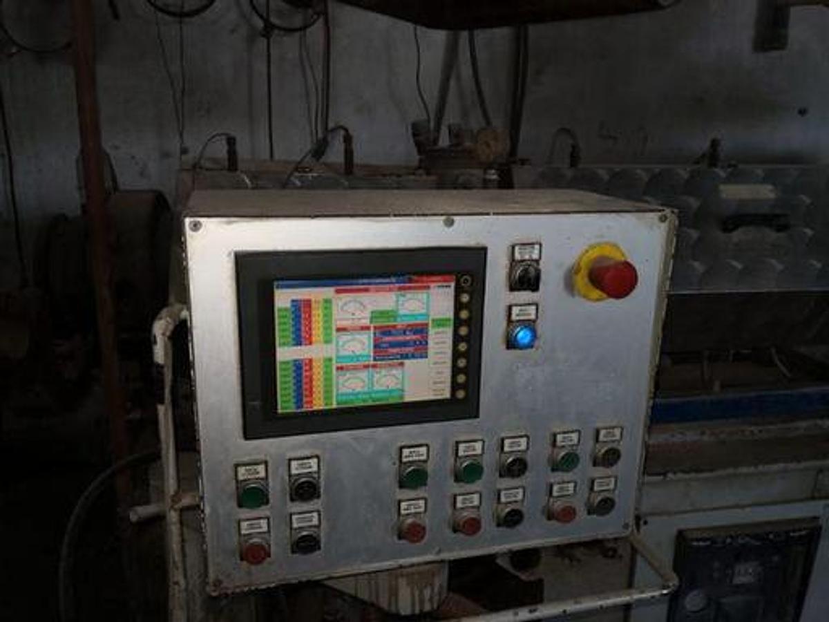 Used 1998 BANDERA TWIN SCREW PVC PIPES EXTRUDER HT 90
