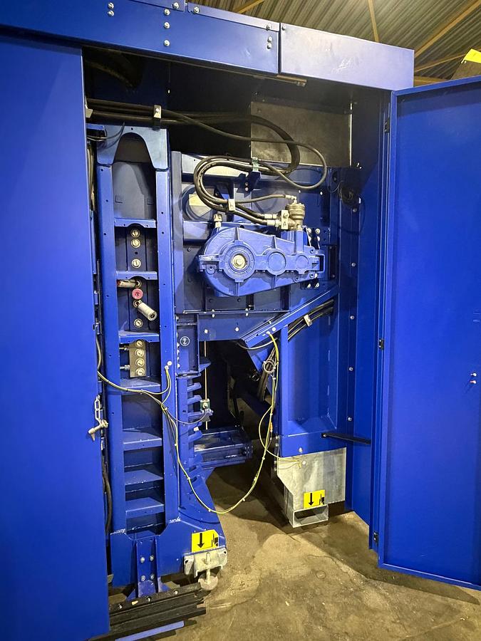 Used 2022 STRAUTMANN Baler BaleTainer