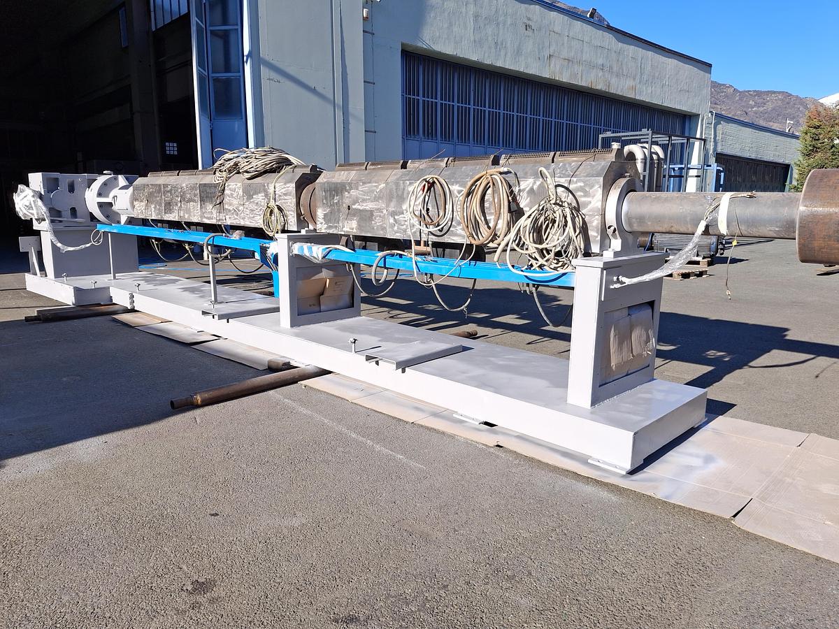 Refurbished extruder 160 mm. 50 LD 2x degassing with  energy saving IR heaters