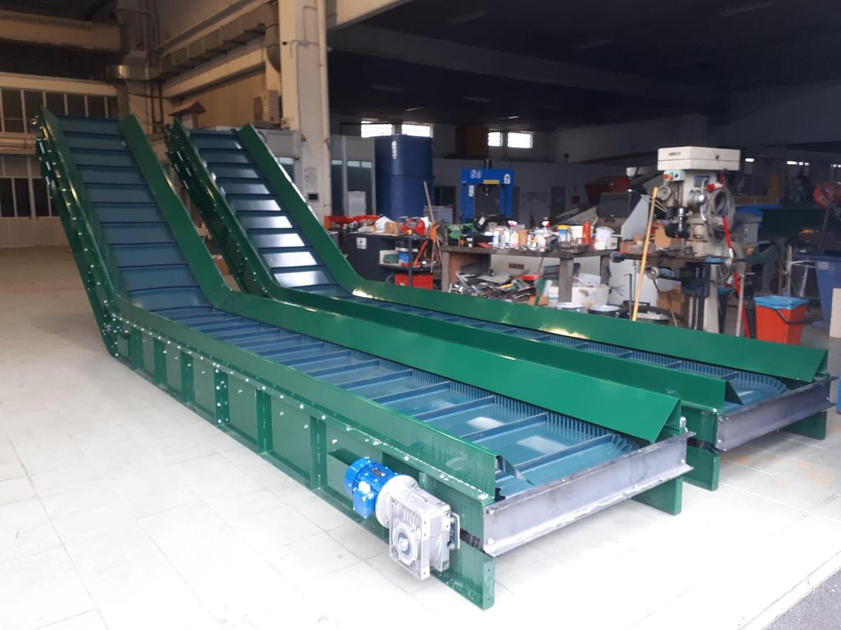 CONVEYOR BELTS, rubber, PVC, shutter type