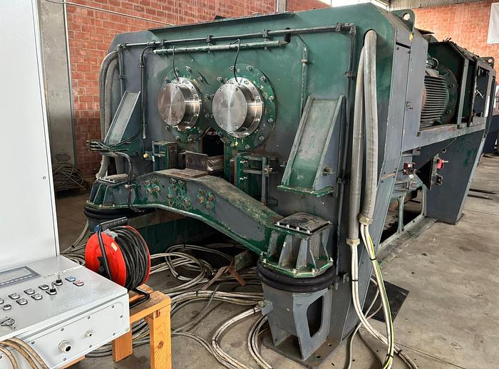 Refurbished VECOPLAN TWIN SHAFT SHREDDER 220 KW VNZ 3000 double-rotor shredder