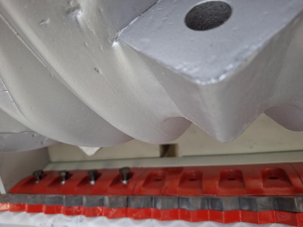 Refurbished vecoplan vaz 2500 HiTorque MNF-T 247 kw or 203 kw drive top ram reconditioned - Atex