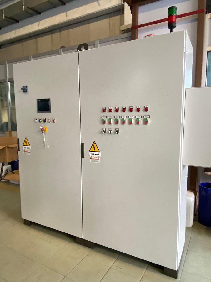 ALL PURPOSE, HEAVY DUTY 2-SHAFT SHREDDER 1.600 mm 220 kW