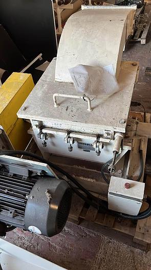 Refurbished HERBOLD SMALL GRINDER 30-50 SML 11 kw