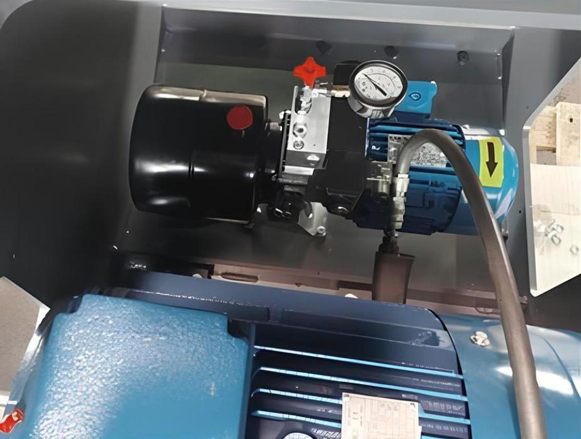 SINGLE SHAFT SHREDDER 1.000 mm 18,5 kw