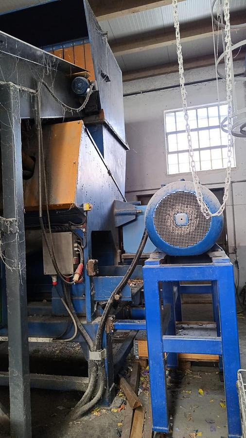 Used 2001 VMC Impianti 1800 mm.