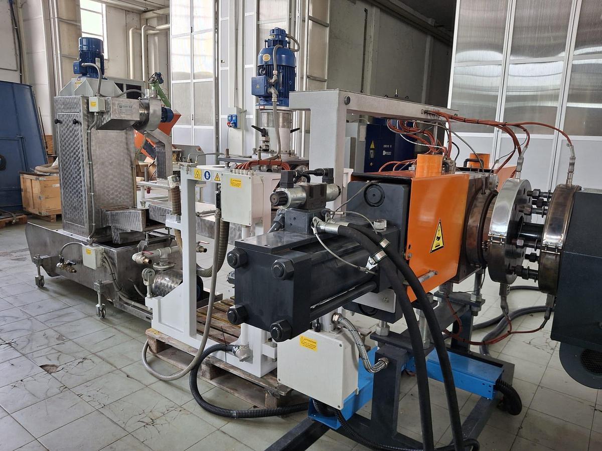 Refurbished extruder Tecnova 130 500-600 kg/h reconditioned, ready to go