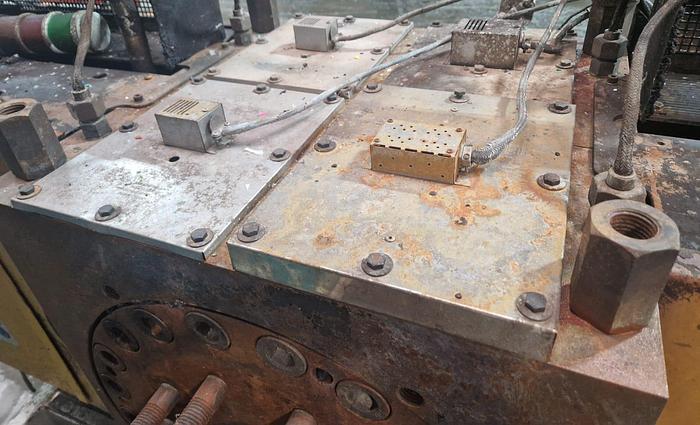 Used 2017 BD PLAST BDO 400 mm.diameter SEMI AUTOMATIC