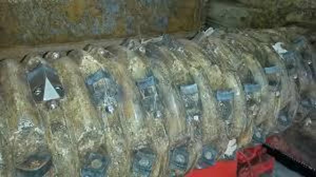 Refurbished BANO + GERMANPLAST RECONDITIONING SINGLE SHAFT SHREDDER 1800 mm.132 kw RECONDITIONED