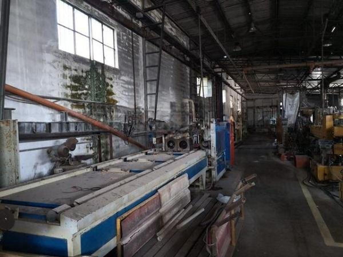Used 1998 BANDERA TWIN SCREW PVC PIPES EXTRUDER HT 90
