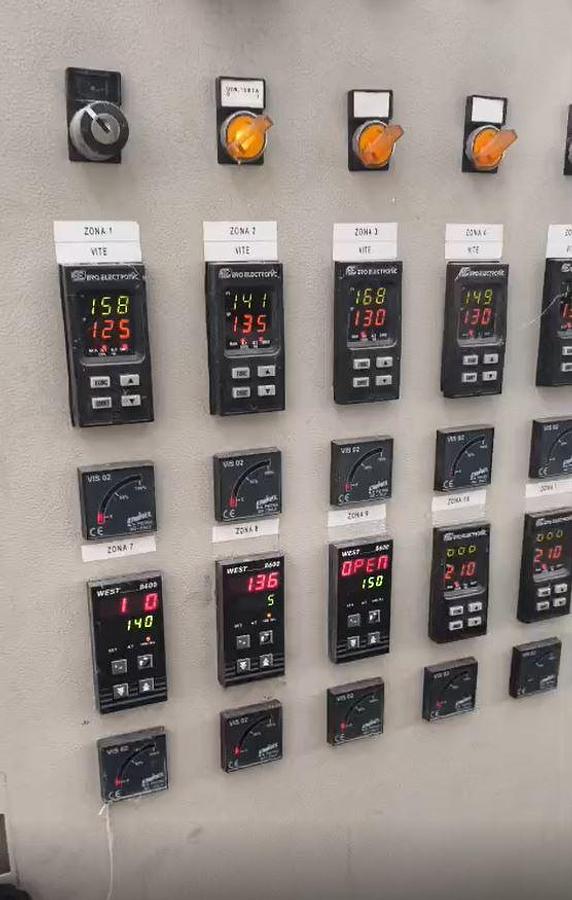 Used TECNOVA 90 mm. 37 L/D degassing+screenchanger+WR pelletizer