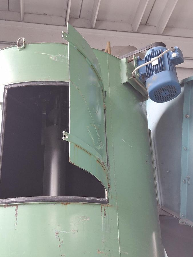 Used mixer-vertical-used-1800lt