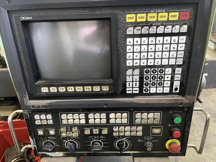 Gebruikt Okuma MC-4VAE