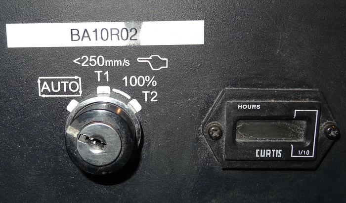 Used FANUC ARCMATE 120iC/10L 6 AXIS CNC MIG WELDING ROBOT WITH R30iA CONTROLLER