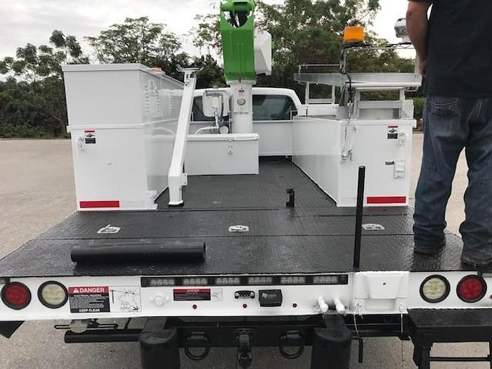 Used 2014 Ford F550 4x4 Altec AT40G 45ft Bucket Truck - C87916
