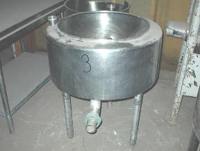 Usado 35 GALLON BALANCE TANK