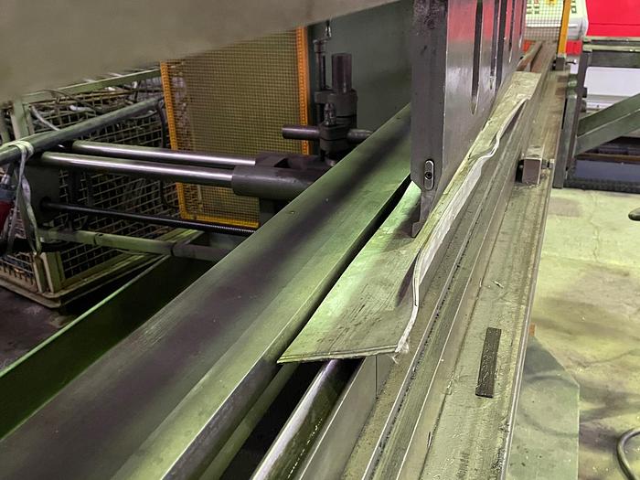 Gebraucht Abkantpresse LOTZE PZ 150  Steuerung Cybelec 32P-CM