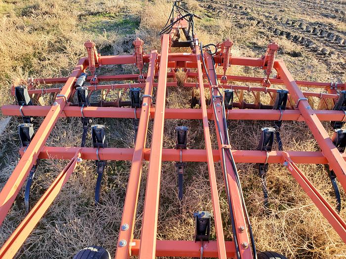 Used 15' Krause TL6200 Coulter Chisel