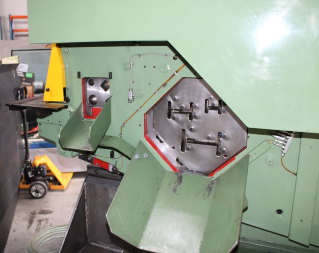 Usato Mubea KBL 1300 Optima F