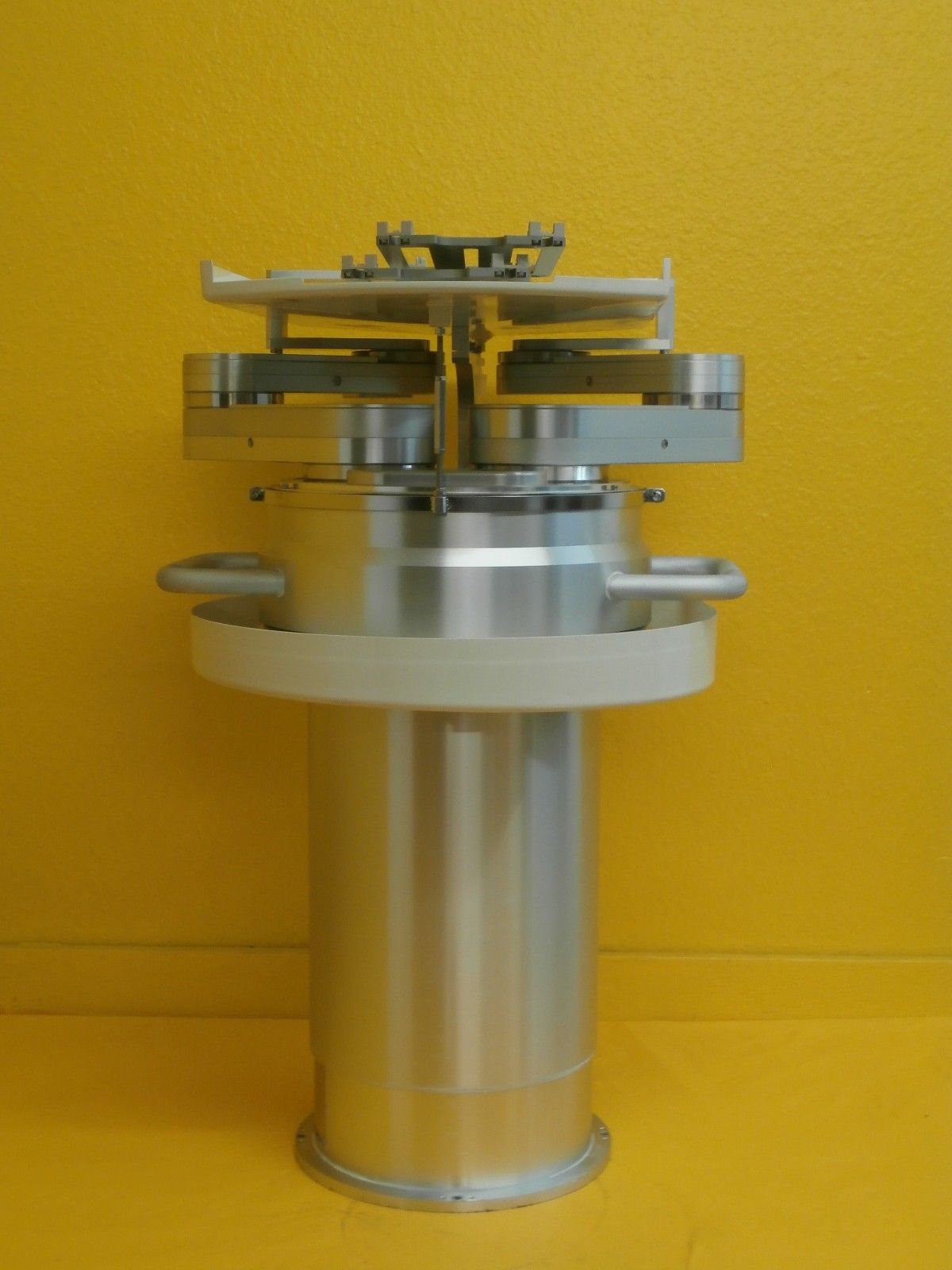 Used Yaskawa Electric XU-RSM0220 Dual Arm Wafer Handling Robot Ebara EPO-222T