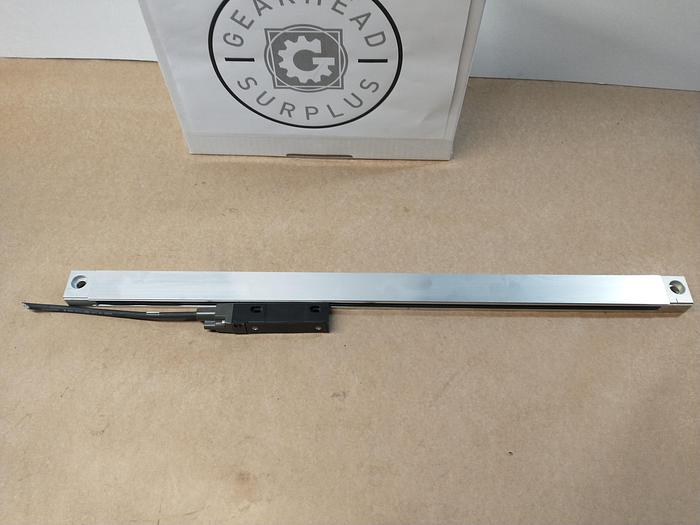 Used HEIDENHAIN Liner Encoder Glass Scale AE LC 491F / 50nm 470mm GH203