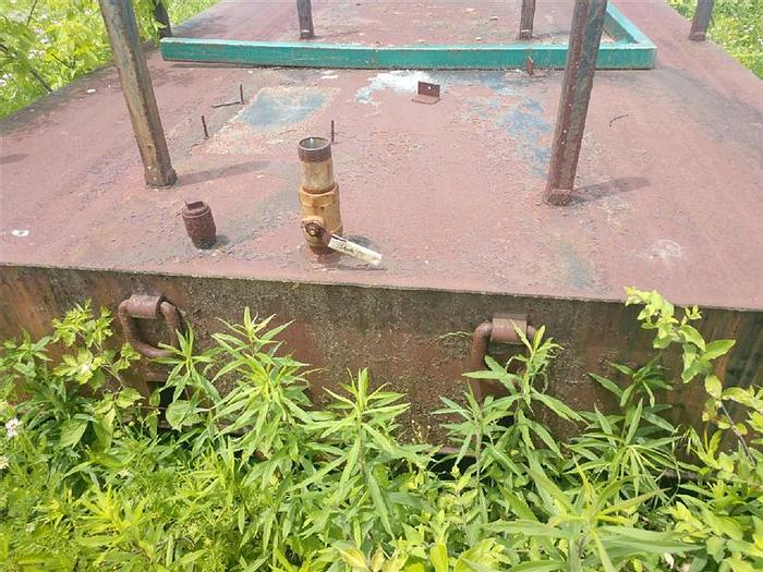 Used 1500 Gallon Water Bed