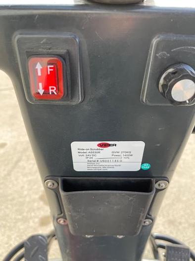 Used VIPER AS530R RIDER FLOOR SCRUBBER (20" DISC, 140 AH AGM BATTERIES)
