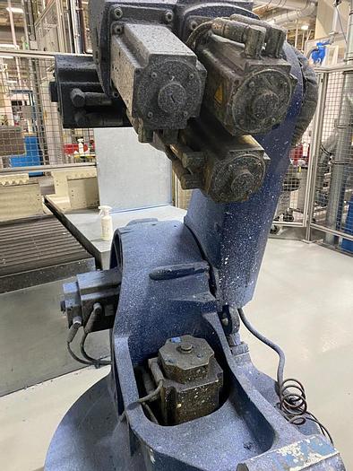 Used 1998 SHL/Kuka Robot Polishing Cell