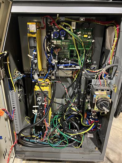 Used FANUC M900iA/260L, CLEANED AND TESTED, ONLY 4,493 HOURS