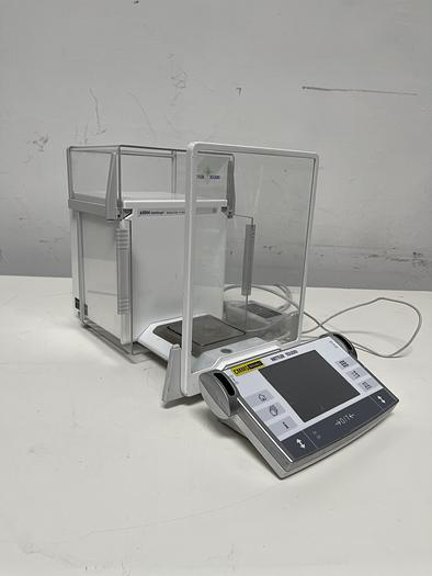 Used Mettler Toledo AX504DR Analytical Balance