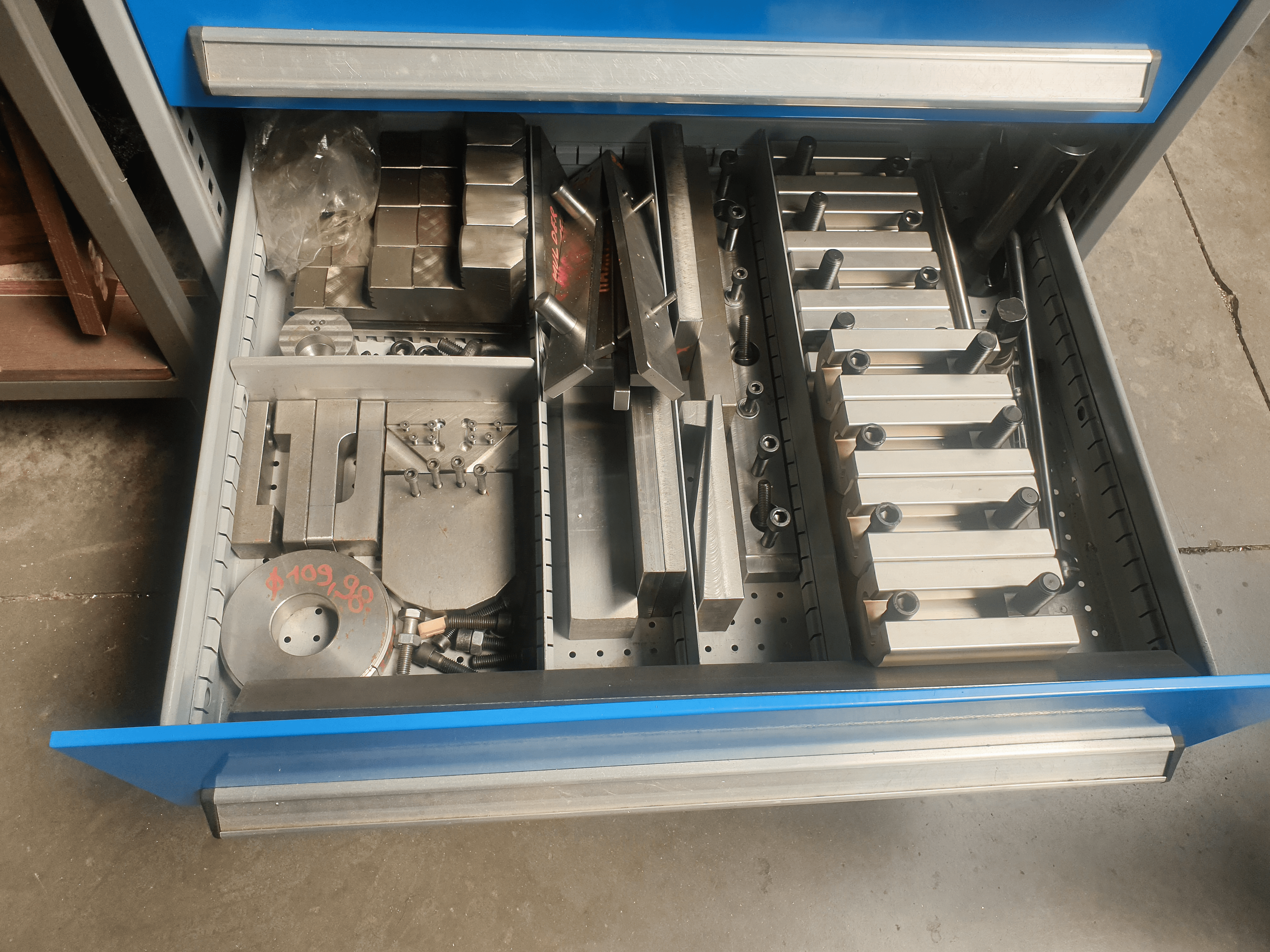 Used Chevalier 2040 VMC-L - Vertical Machining Centre - 2014