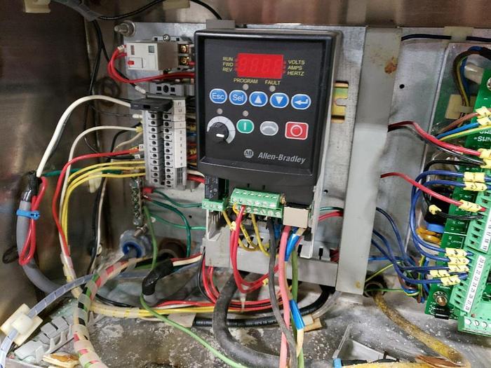 Used Metttler Safeline 410303 Metal Detector & Conveyor