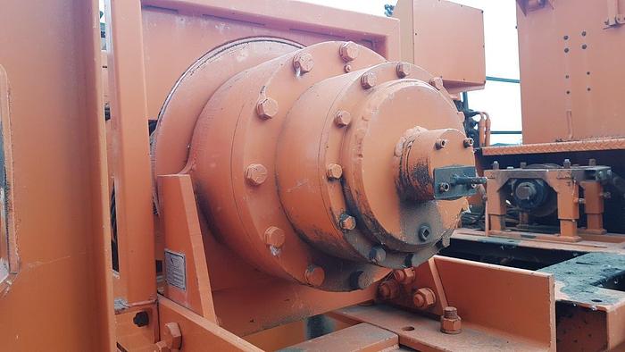 Used 2001 Frontier 4 Axle Carrier Style Oilfield Pump / Kill Truck