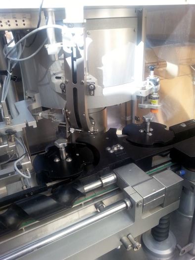 Used BAUSCH & STROBEL AMPOULE / VIAL CAP CLOSING MACHINE