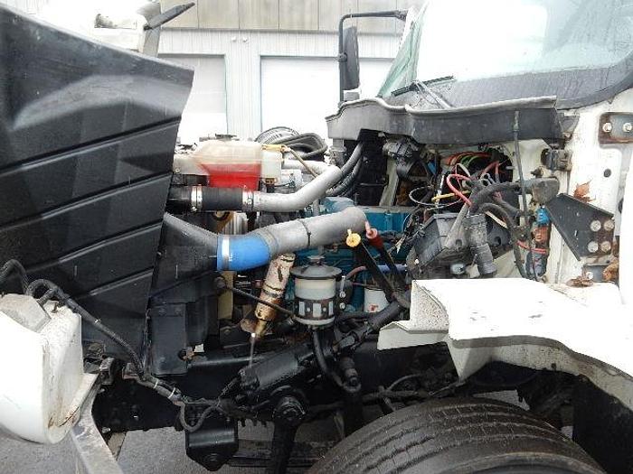 Used 2003 International 7400- Stock #: 8680