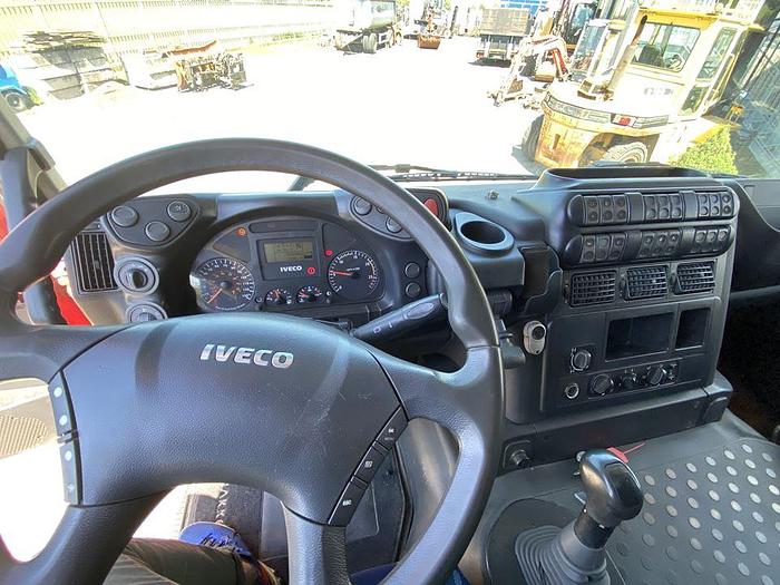 Usato 2010 IVECO TRAKKER 500 CON SEMIRIMORCHIO VASCA