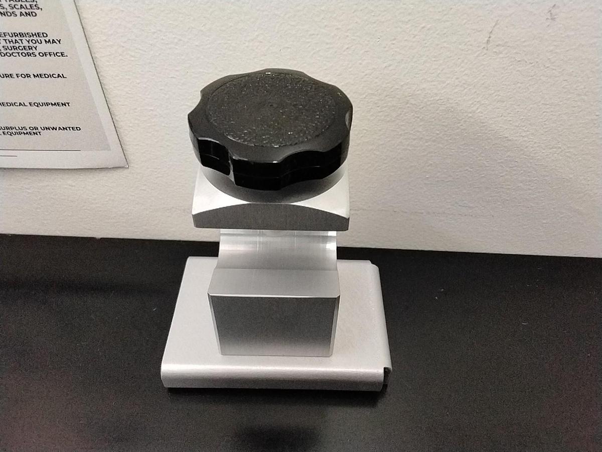 Used Vyaire 04322 Bracket Post Dovetail ASY Mount