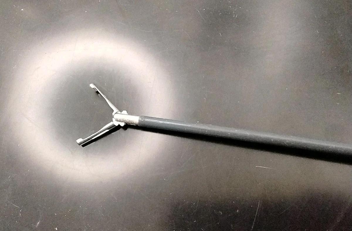 Used Snowden-Pencer L02949 Grasper