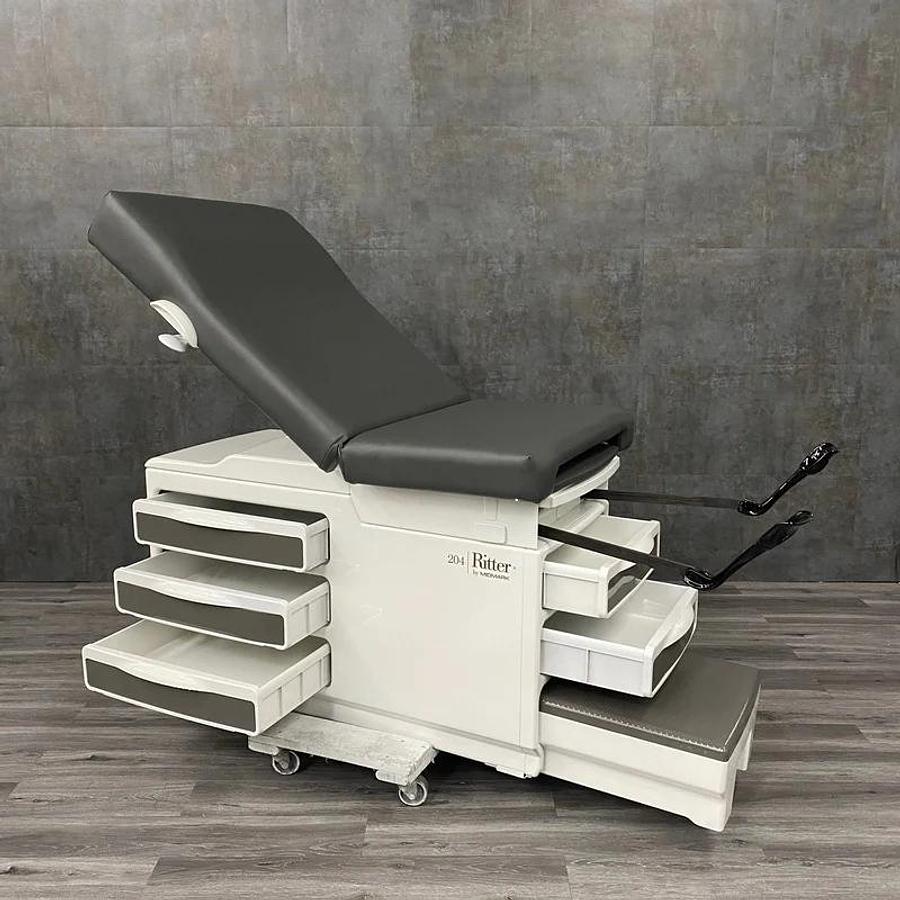 Used Midmark Ritter 204 Examination Table