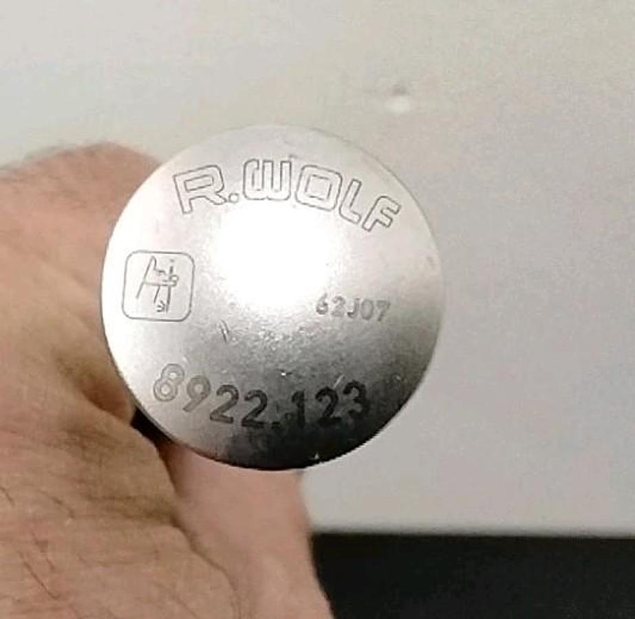 Used Richard Wolf Surgical Trocar 8922.123 W/pyramidal Tip, Protective Cap
