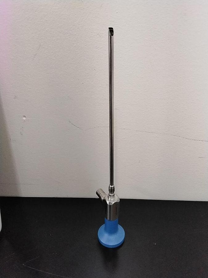 Used Stryker REF 502-477-071, 4mm 70 degree Arthroscope W/Protective Case
