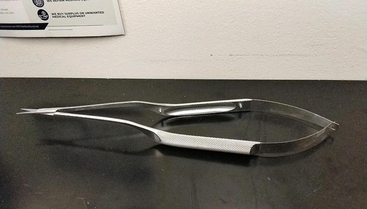 Used Von Mueller Micro Scissors Rhoton Bayonet Thumb Handle w/ Spring, NL3785-032